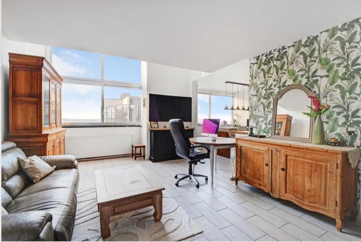 Duplex Floor 1km From Eiffel Tower Apartment Paris